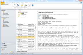 Integrazione senza problemi in Microsoft Outlook (Interfacce utente disponibili in lingua italiana)